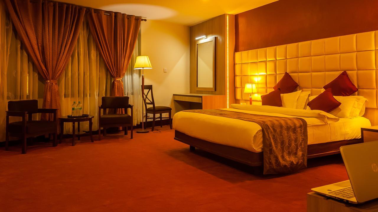 The Amadablam Hotel Katmandou Extérieur photo